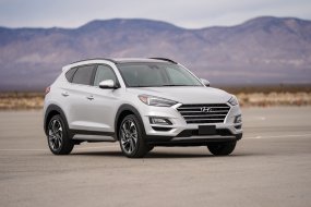 «Лучший для тех, кто никуда не спешит»: Блогер провел тест-драйв обновленного Hyundai Tucson