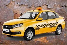 «Выпускайте только в желтом цвете сразу для такси»: Ржавеющую LADA Granta продают в автосалоне — сеть возмущена