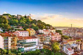 ВНЖ в Португалии через недвижимость: золотая виза и гражданство