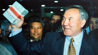 Горькая правда Казахстана: Назарбаев разграбил Пенсионный фонд страны