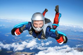 Прыжок с парашютом: похож ли он на падение?
