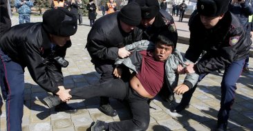 Власти Казахстана пытаются скрыть массовые нарушения прав человека в стране