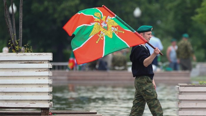 День пограничника стол