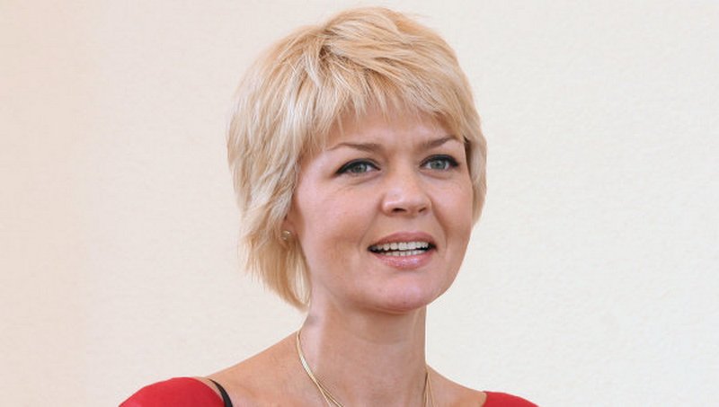 Фото 47-летней Юлии Меньшовой без макияжа вызвало жаркие споры
