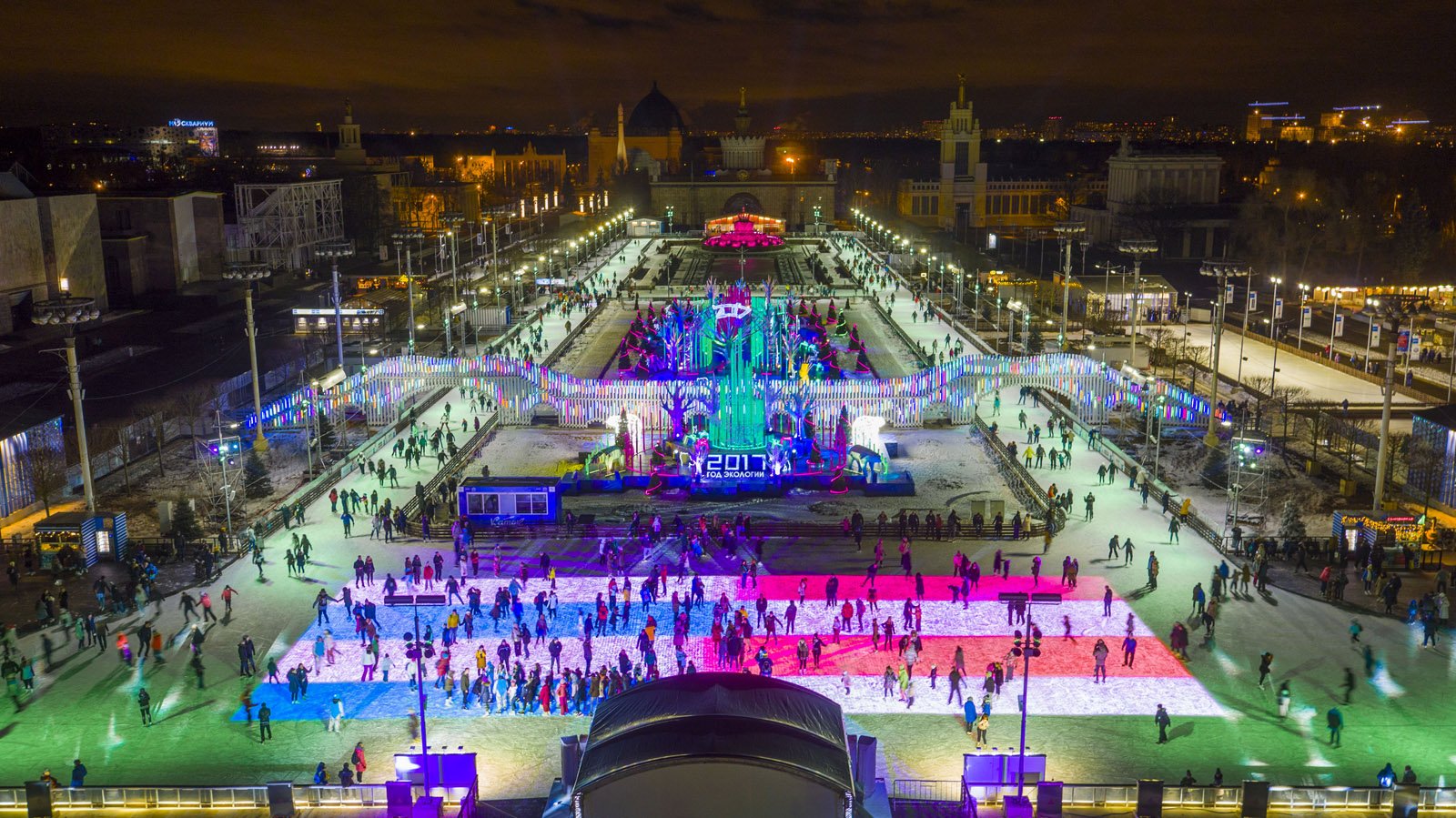 Каток в москве вднх. Каток ВДНХ, Москва. Московский каток на ВДНХ. Каток ВДНХ. Парк ВДНХ Москва каток.