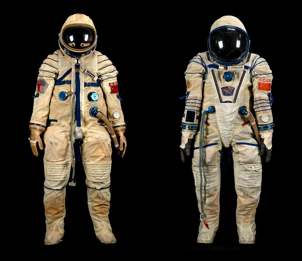 Какого цвета костюм космонавта. Скафандр Орлан 1978. Скафандр астронавта. Скафандр Космонавта Роскосмоса.