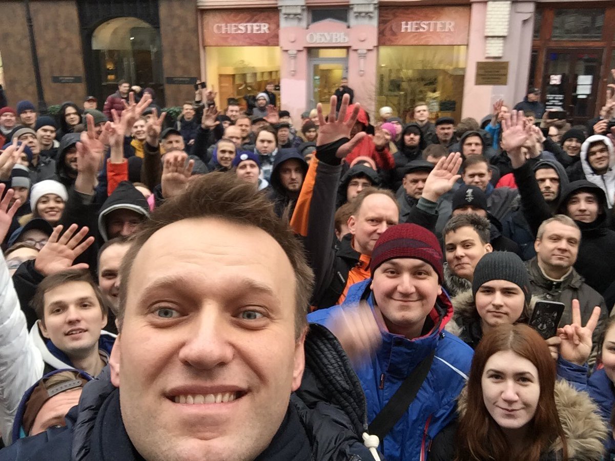 История навального с самого. Митинг Навального. Оппозиционная молодежь. Оппозиционеры.