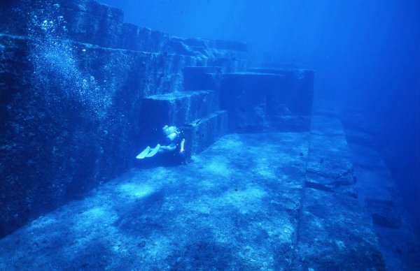 Йонагуни подводный город фото