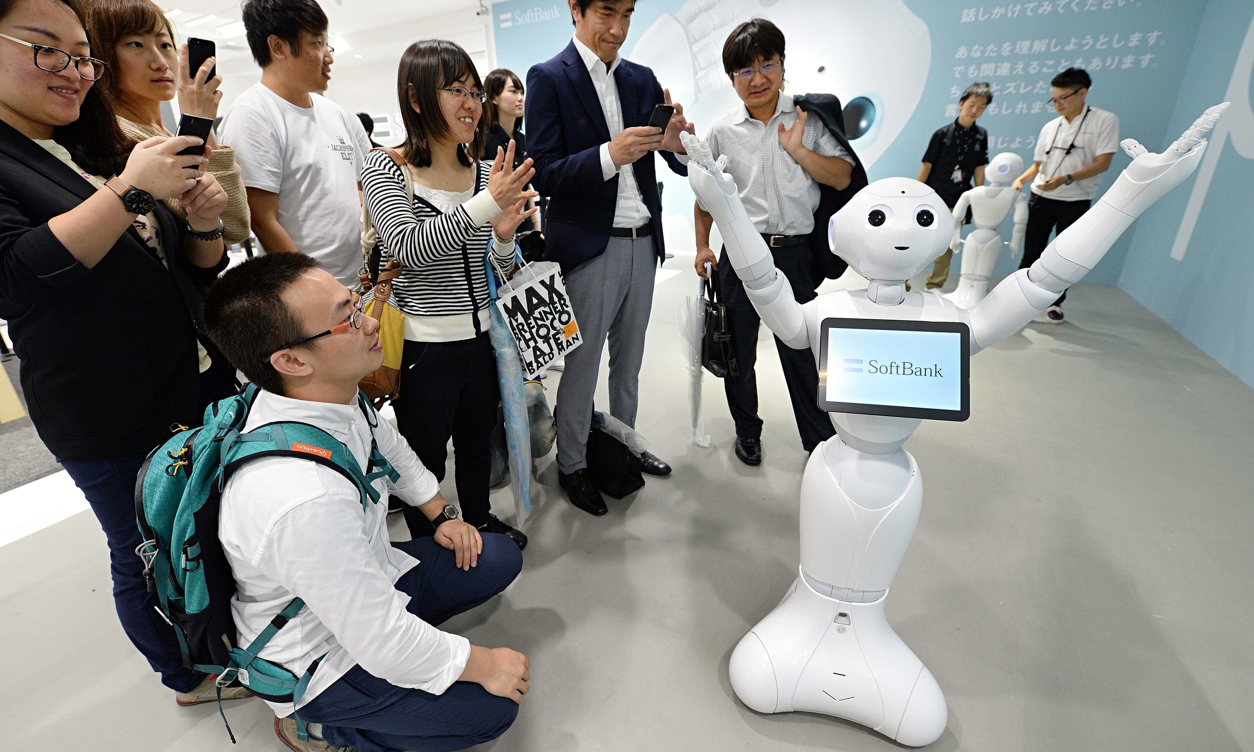 Japan tech. Робототехника Японии. Роботостроение в Японии. Современные роботы в Японии. Первый робот в Японии.