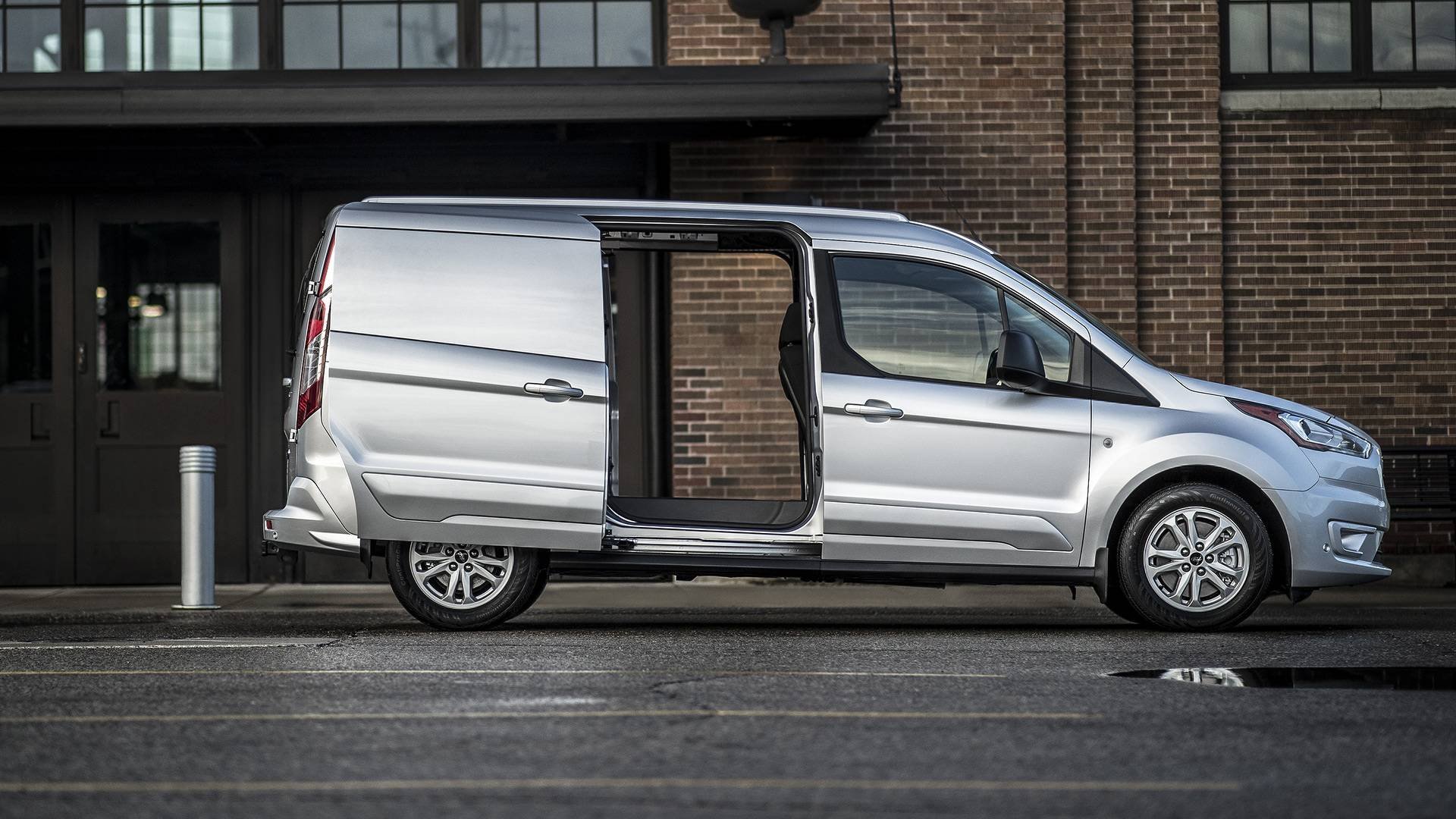 Cargo 2019. Ford Transit connect фургон. Ford Transit connect 2020. Ford Transit connect грузовой. Ford Tourneo connect 2020.