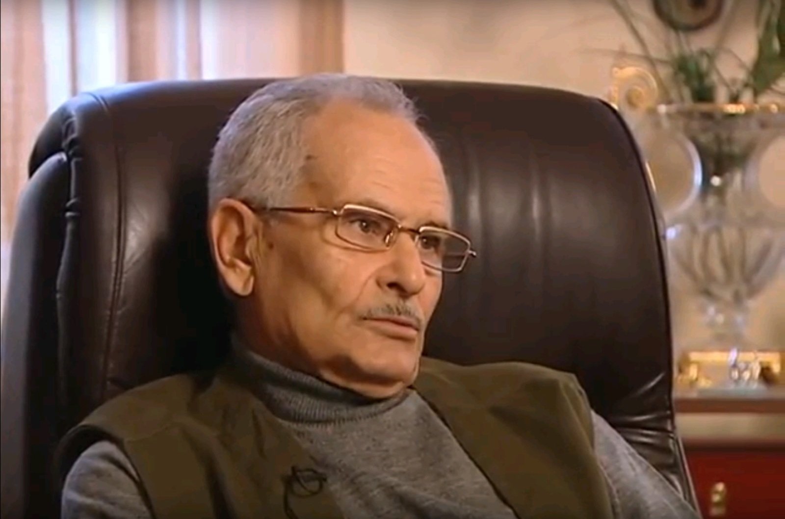 Леонид Квинихидзе Режиссер. Квинихидзе Леонид Александрович. Леонид Квинихидзе фото. Квинихидзе Режиссер фильмография. Леонидов режиссер