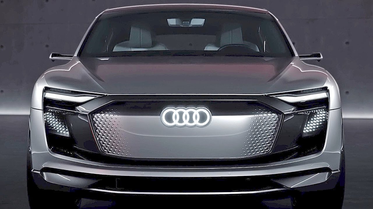 Электрокар Audi e-tron получит систему быстрой зарядки