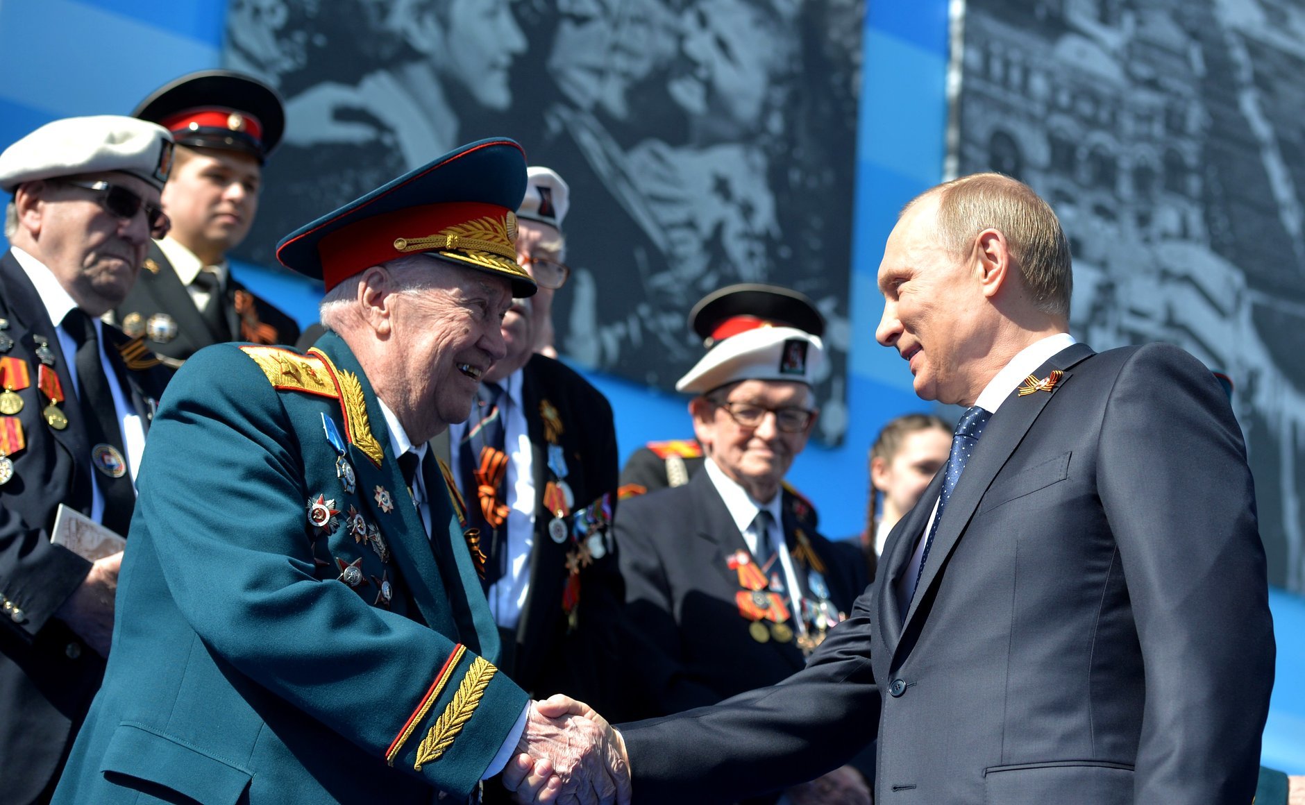 Президентские войны. Махмут Гареев парад Победы.