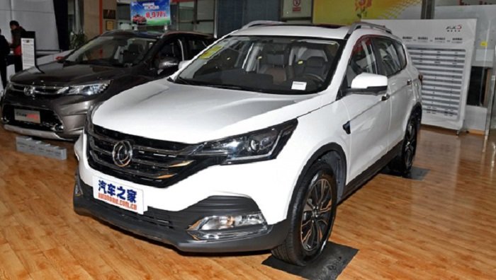 Китайский кроссовер dongfeng