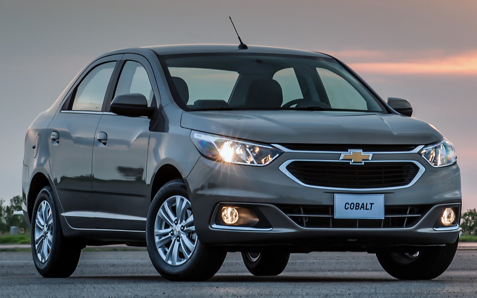 Gm uzbekistan. Шевроле кобальт 2021. Chevrolet Cobalt 2. Шевроле кобальт 2016. Chevrolet Cobalt 2022.