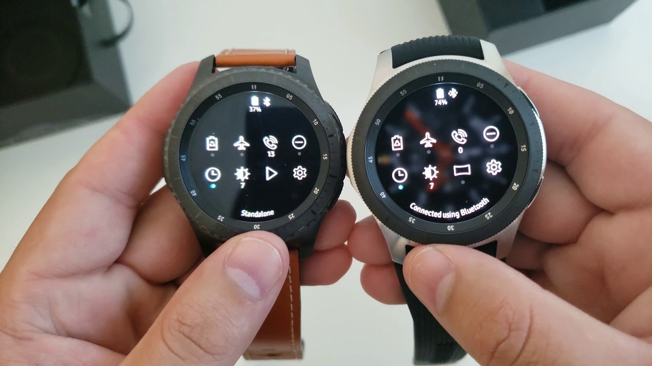 Samsung watch аккумулятор. Samsung watch 46mm и 42мм. Samsung watch 42mm. Samsung Galaxy watch альтиметр. Galaxy watch 4 Classic 42 vs 46.