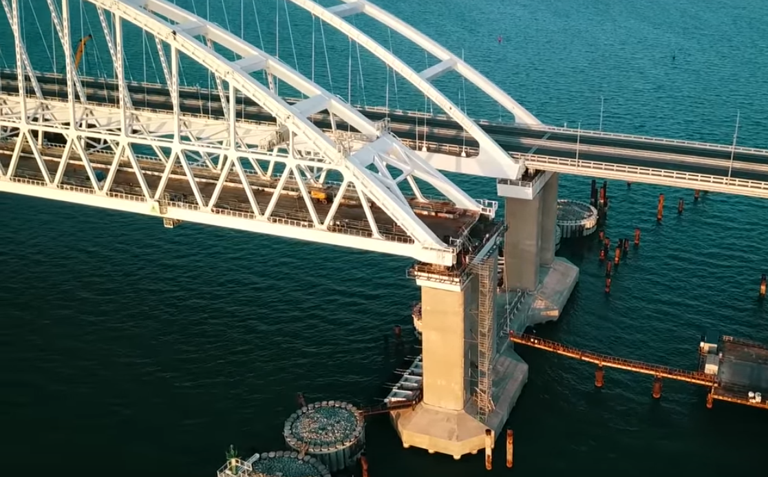 Арка крымского моста
