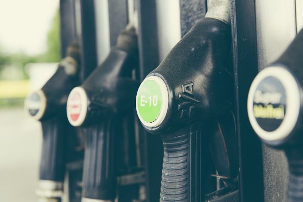 В Эквадоре на четверь выросли цены на бензин