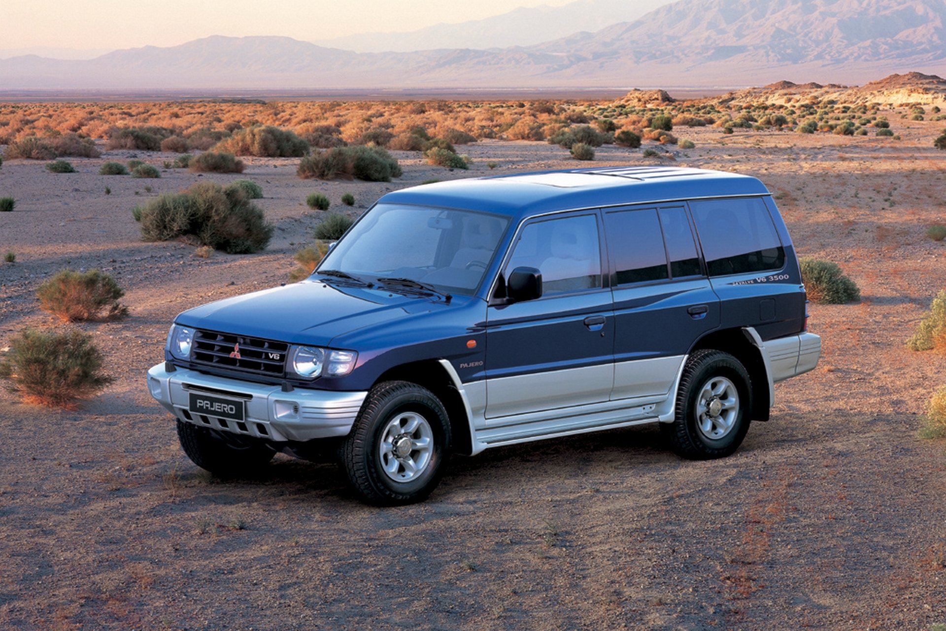 Машину митсубиси паджеро 2. Mitsubishi Pajero 2. Митсубиси Паджеро 2 Рестайлинг. Mitsubishi Pajero 1997. Митсубиси Паджеро 2 1997.