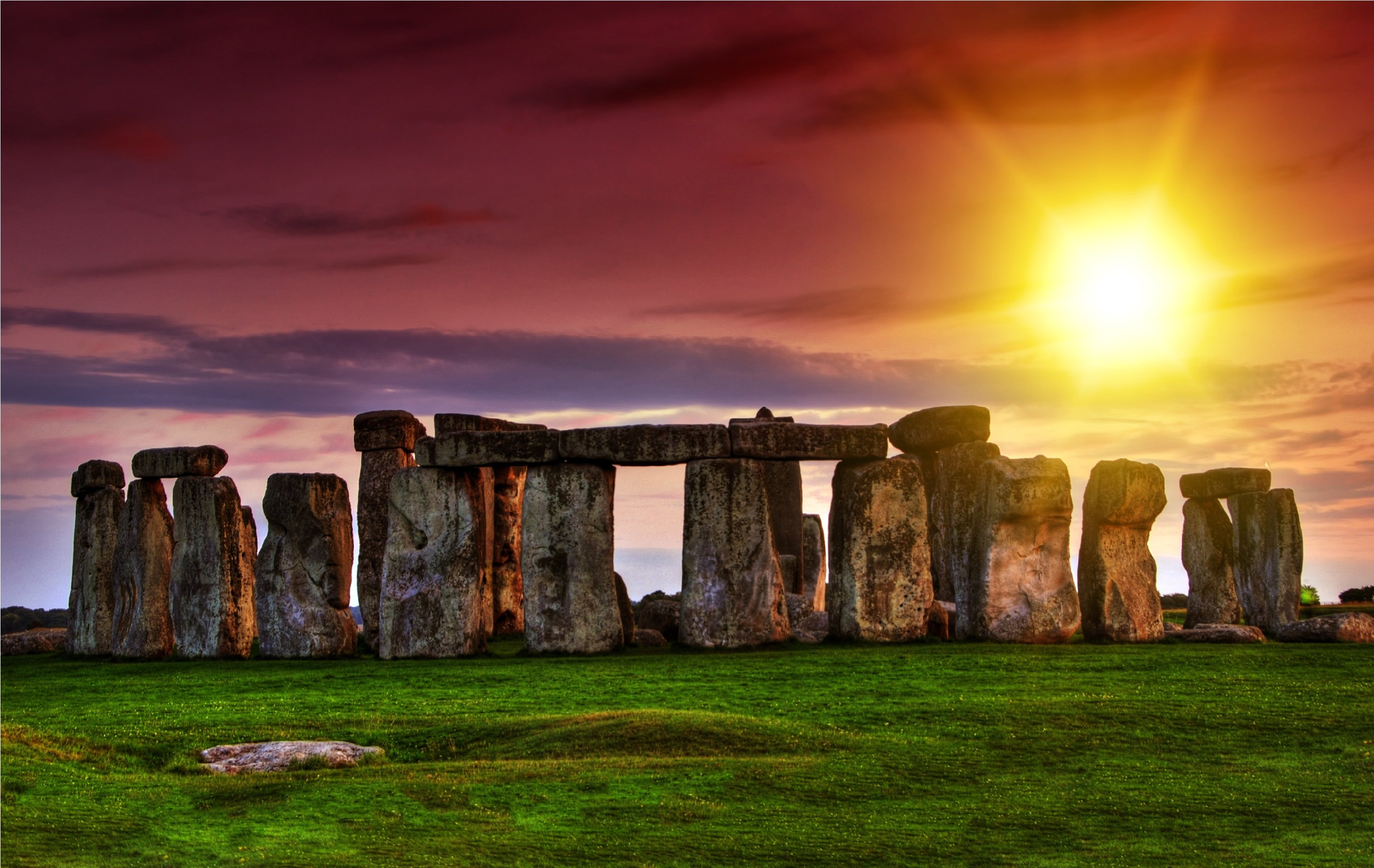 Stone england. Стоунхендж Англия. Англия камни Стоунхенджа. Кромлех Стоунхендж Англия. Стоунхендж, графство Уилтшир, Англия.