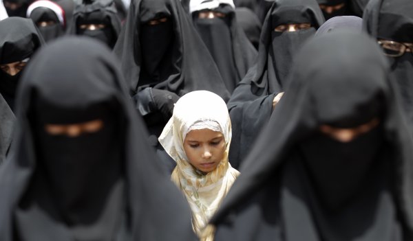 Женское население Саудовской Аравии получило право выбирать способ родов