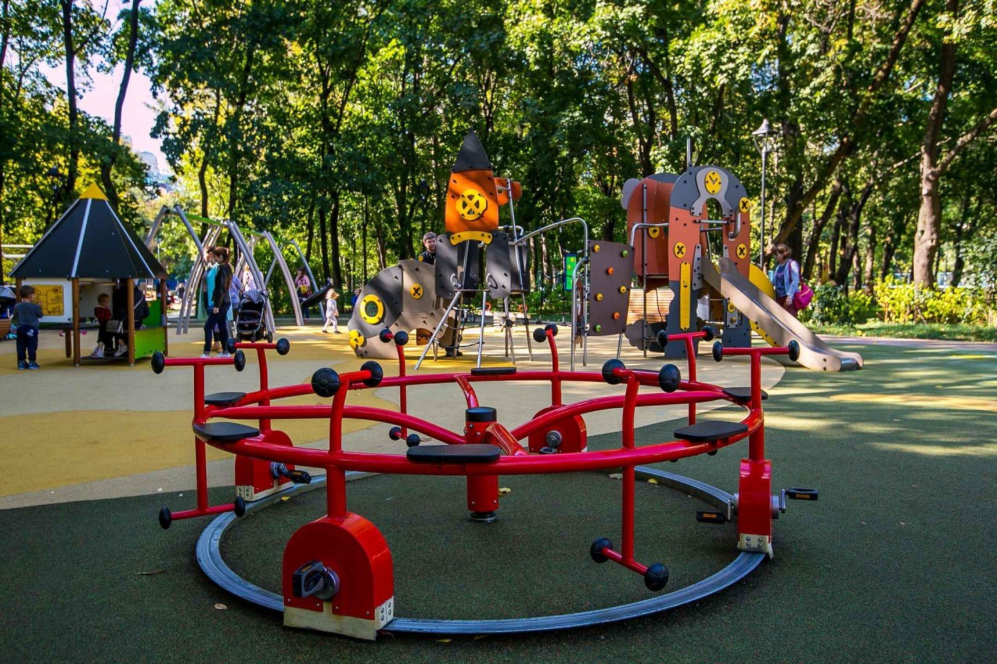 Усадьба Люблино парк детская площадка