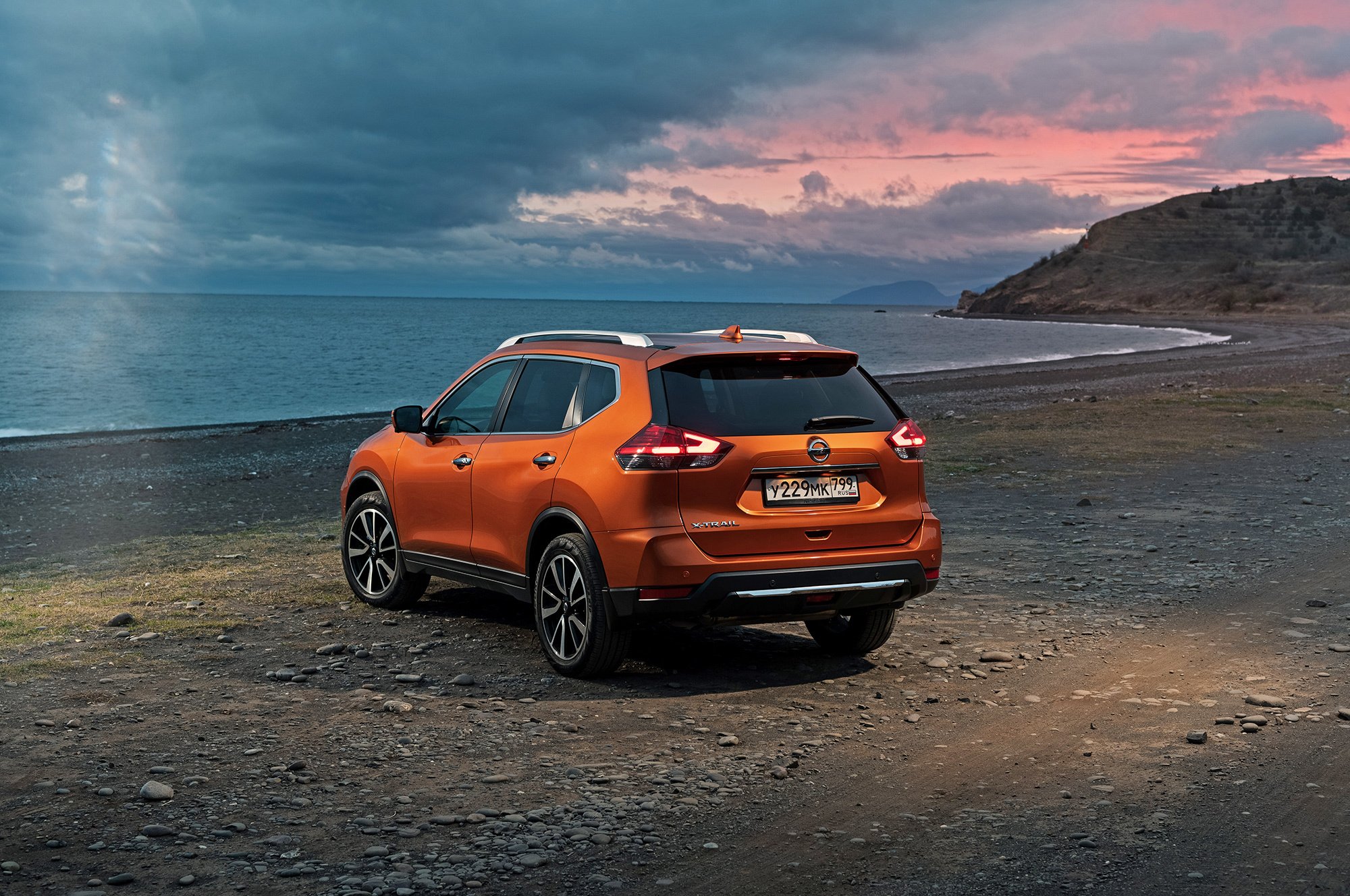 Ниссан х 2019. X Trail t32 оранжевый. Nissan x-Trail t32. Nissan x Trail t32 Orange. Ниссан х Трейл т32 оранжевый.