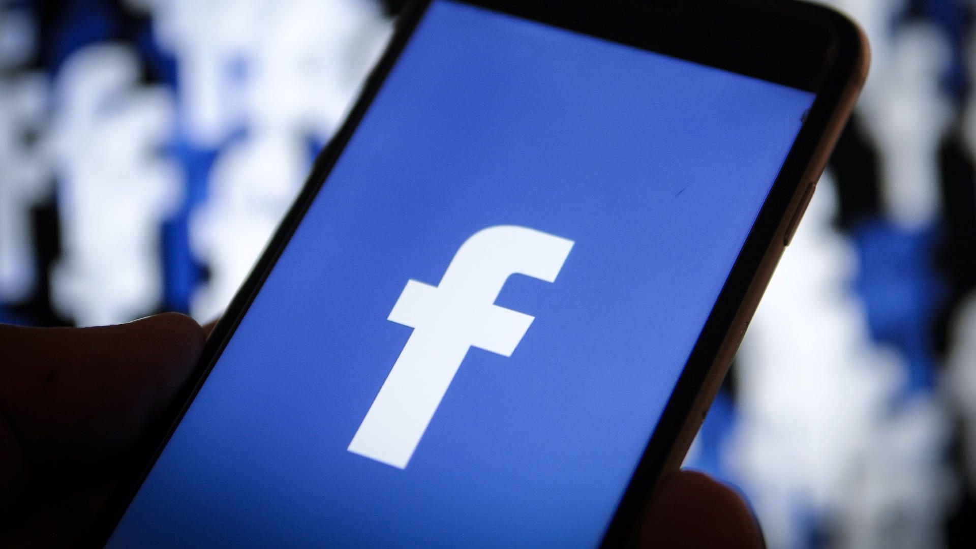 Facebook «слил» личные данные миллионов пользователей Instagram
