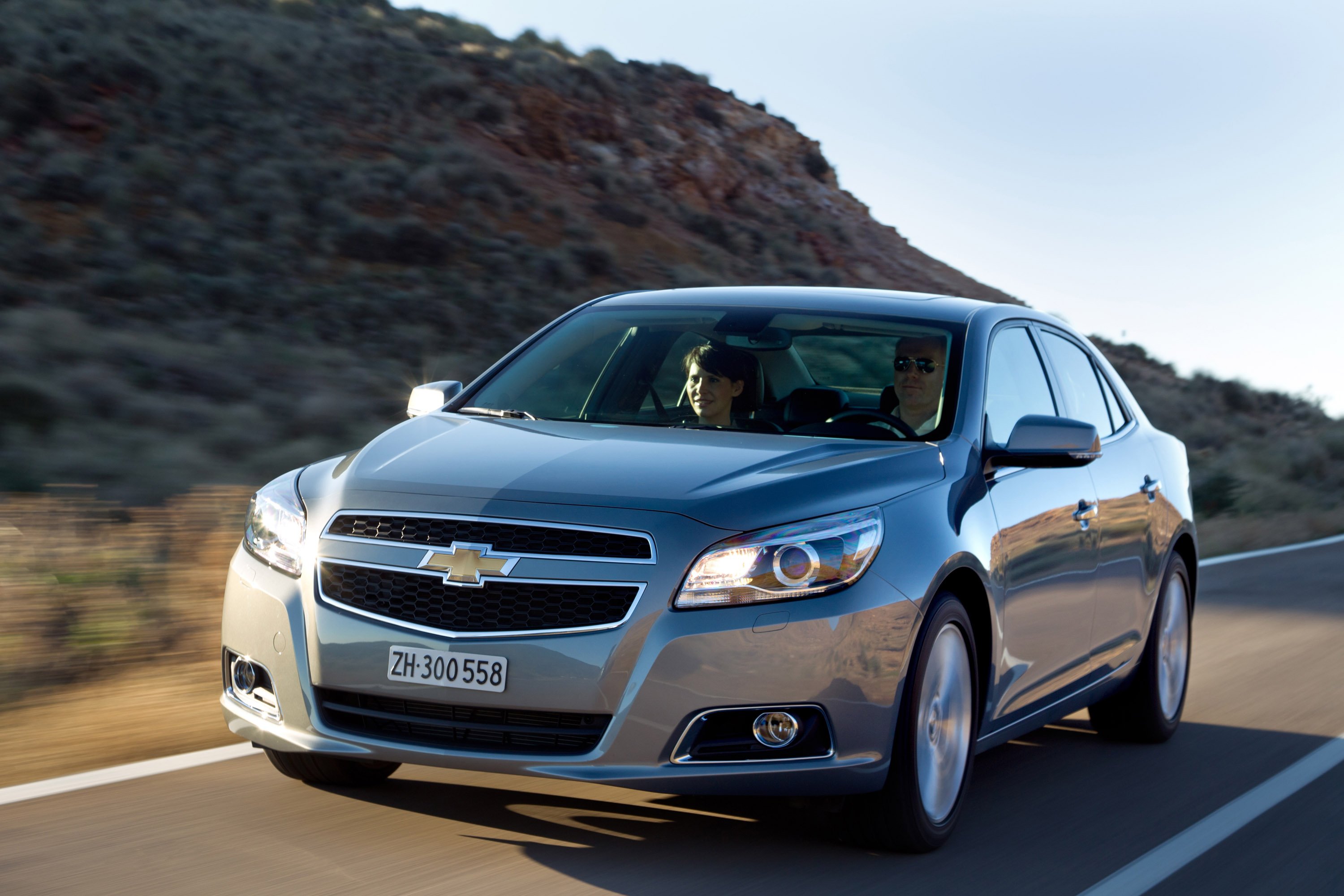 1 5 автомобиль. Chevrolet Malibu 2012. Chevrolet седан Малибу. Chevrolet Malibu 1. Chevrolet 1 Malibu 2012.