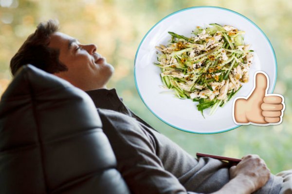 Лёгкий ужин после тяжёлого дня: Диетологи назвали лучший салат против усталости
