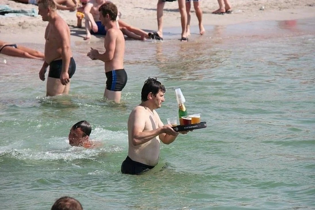 Пьяные у моря