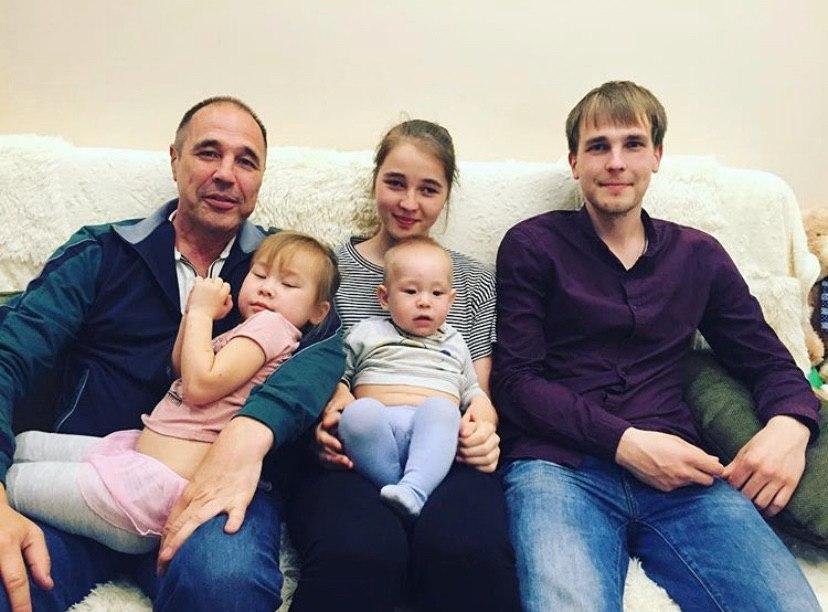 Соколов семья фото с женой и детьми фото