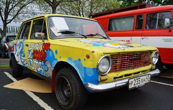 Дрифт-кар за 1 000 рублей в год: Старый ВАЗ-2101 показали на выставке в Берлине