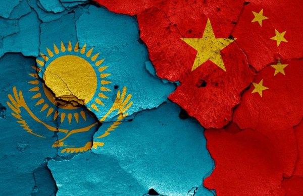 Китай планирует захватить Казахстан: План Шёлковый путь вступает в силу