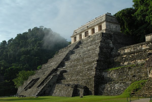 Археологи обнаружили самое старое и самое большое сооружение майя в Мексике
