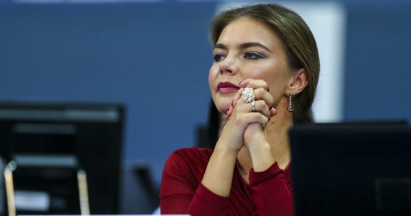 Алина Кабаева считает, что допинг-пробу Валиевой задержали для лишения команды РФ золотой медали