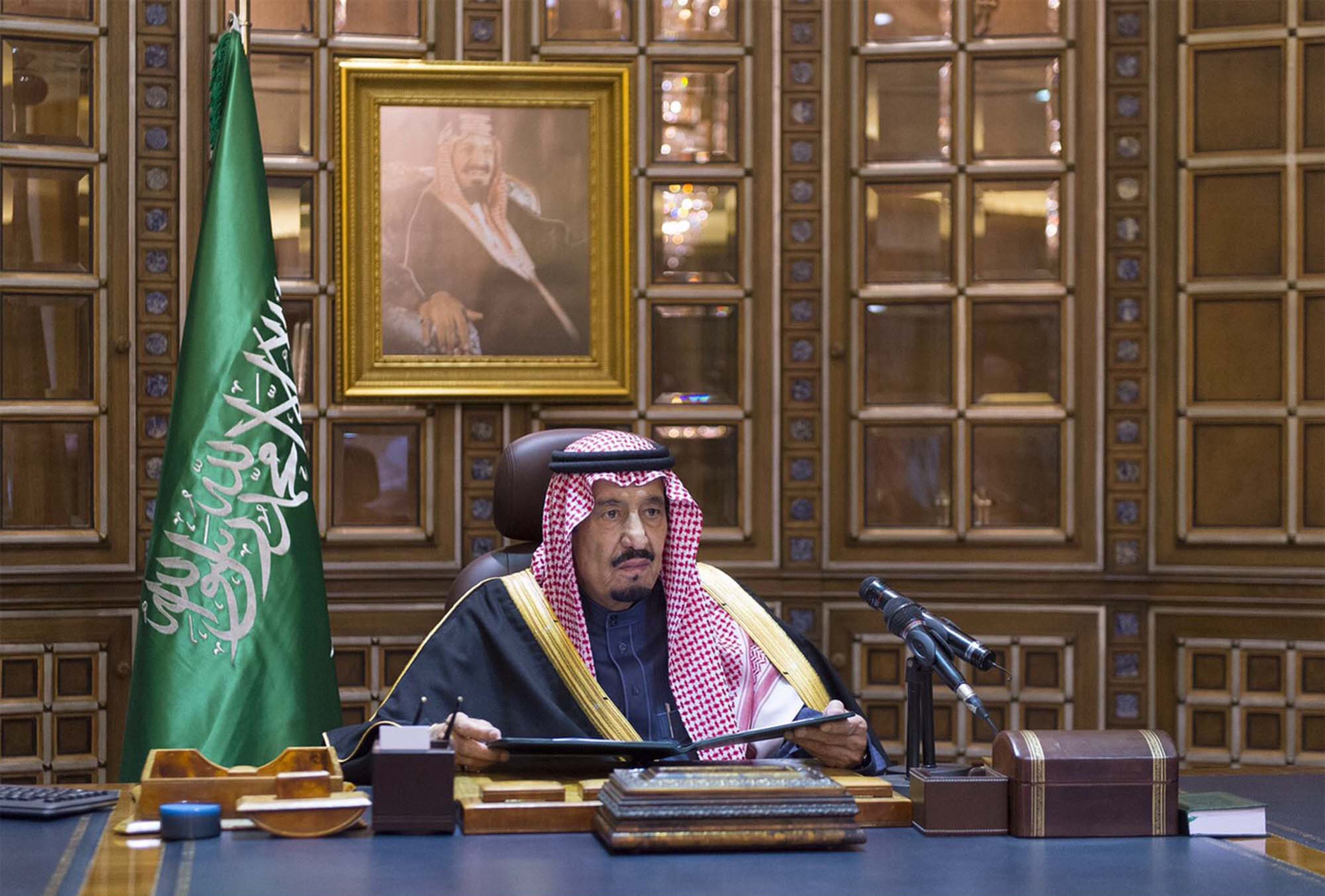 Саудовская аравия телефоны. Король Саудовской Аравии Салман. Сауди Король Саудовской Аравии. Салман ибн Абдель Азиз Аль Сауд. Король Саудовской Аравии Салману Бен Абдель Азизу Аль Сауду.